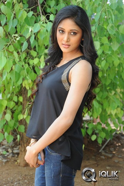 Sushma-Raj-at-Maaya-Movie-First-Look-Launch
